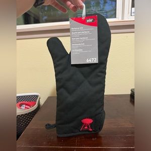 Weber Barbecue BBQ Grill Mitt NWT